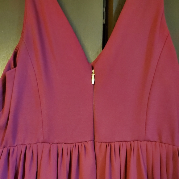 Dress - Picture 5 of 6